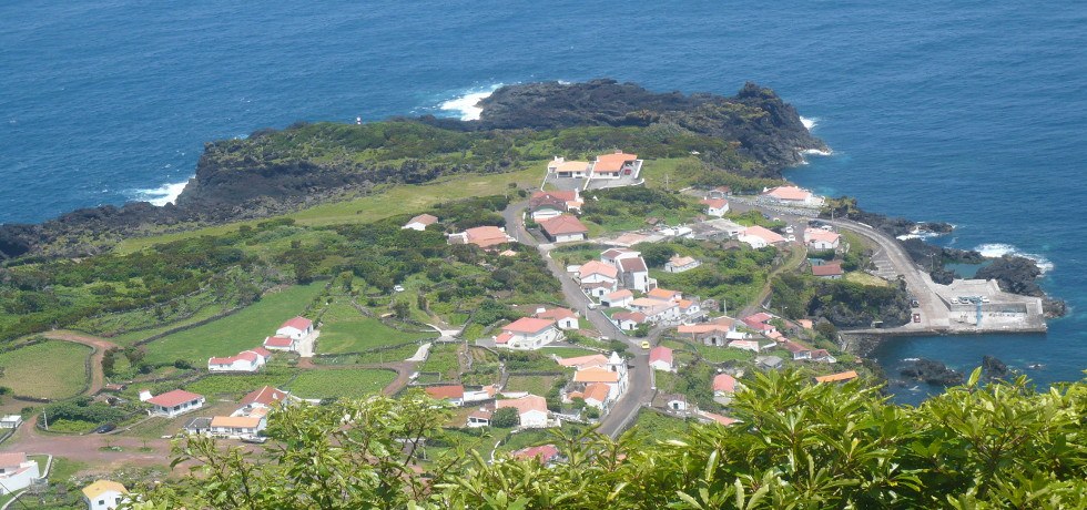 Azoren_Blick auf Fajã do Ouvidor_São Jorge